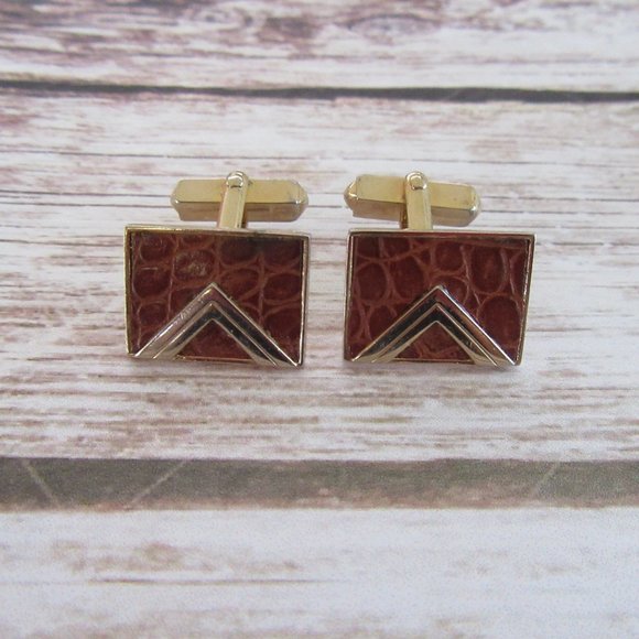 SWANK brown faux alligator leather cufflinks with gold tone chevron design MCM - Picture 5 of 5